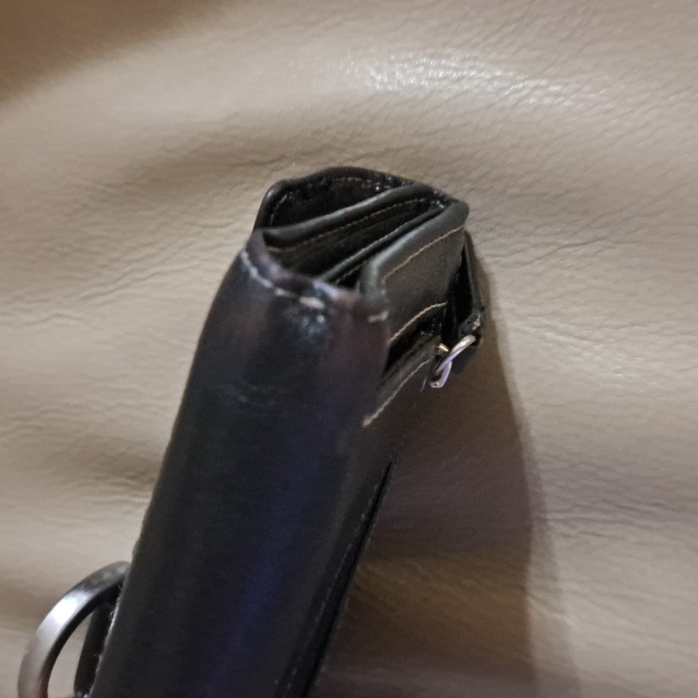 Fossil Wallet - Picture 10 of 10